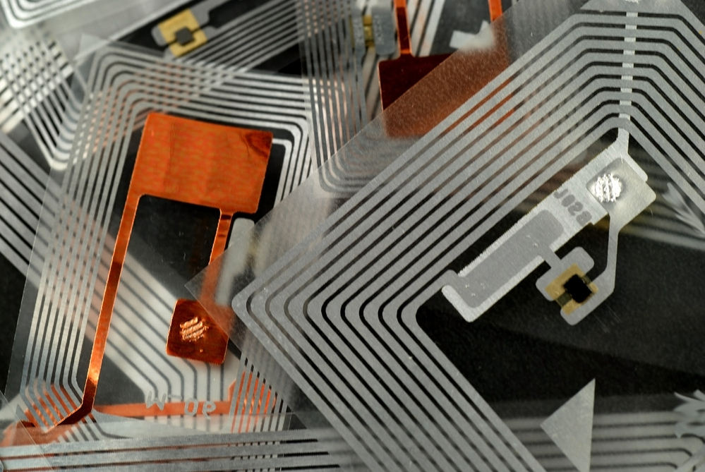 Why RFID Works for Tires, Totes, and T&L