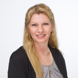 Anna Uher